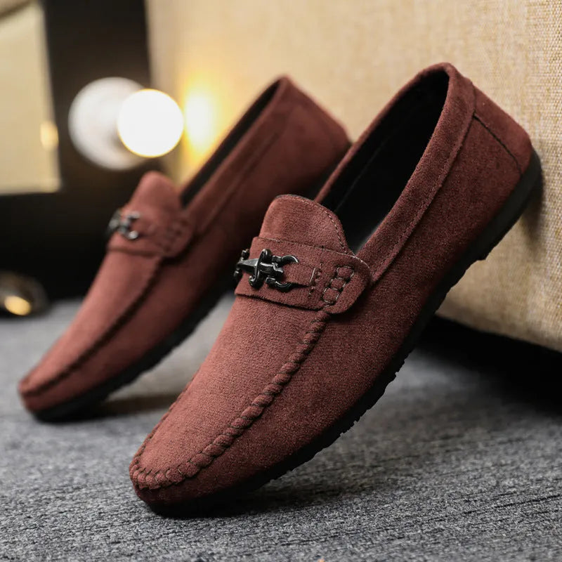 Men's black waterproof slip-on loafers with round toe and low stiletto heel
