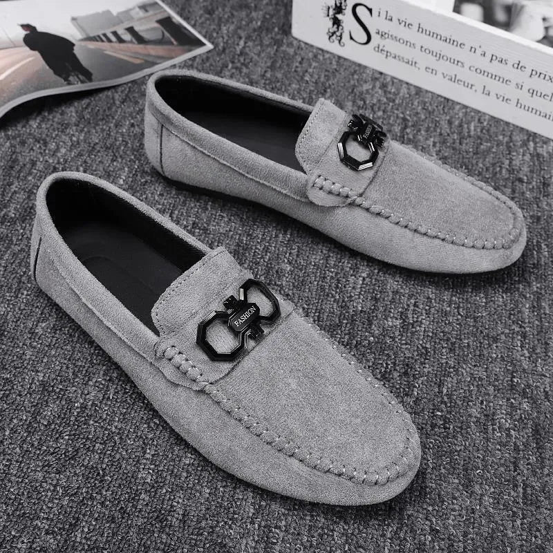 Men's black and grey suede casual shoes with rubber sole, available in sizes 39 to 44