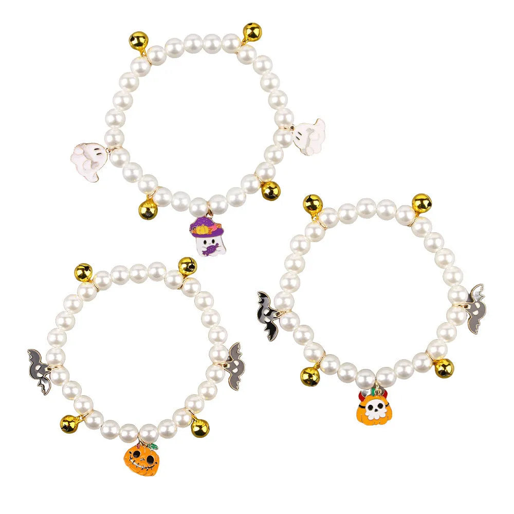 Halloween cat collar with simulated pearl necklace decoration in pumpkin designs