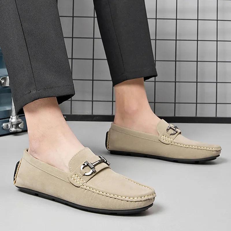 Men's round-toe cowhide leather lazy doug casual shoes in black, brown, and beige on a plain background