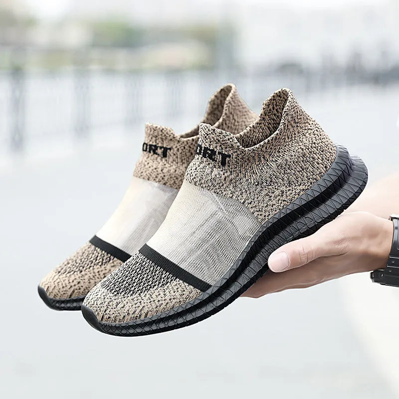 Flyknit sports socks shoes in multiple colours with lace-up closure and low-top design