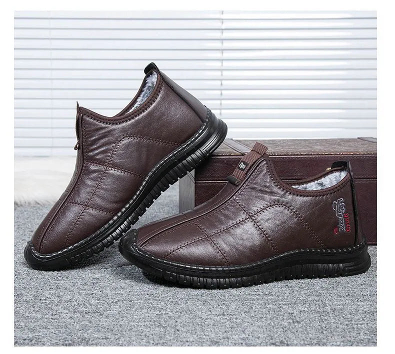 Winter men's padded non-slip cotton boots in brown with buckle fastening and platform sole