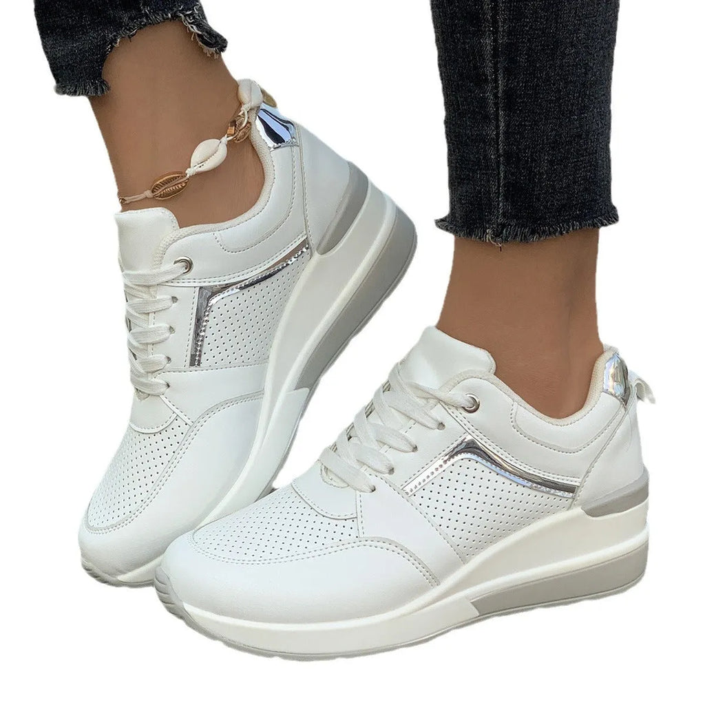 Women's wedge platform sports casual shoes in beige with rubber sole and lace-up closure