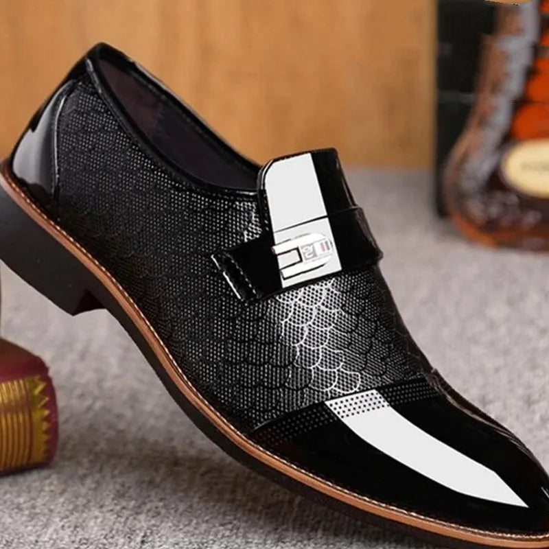 Big Code men's black leather casual office shoes with lace-up front and flat heel, side view