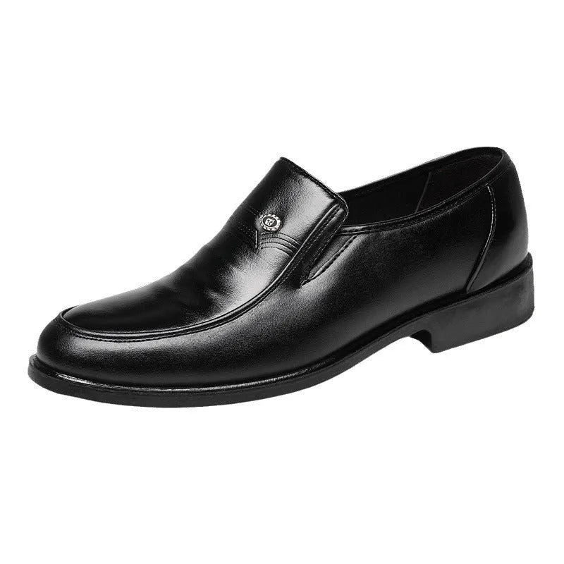 Men's plus size casual leather shoes in black and brown with low-top PU upper and rubber sole
