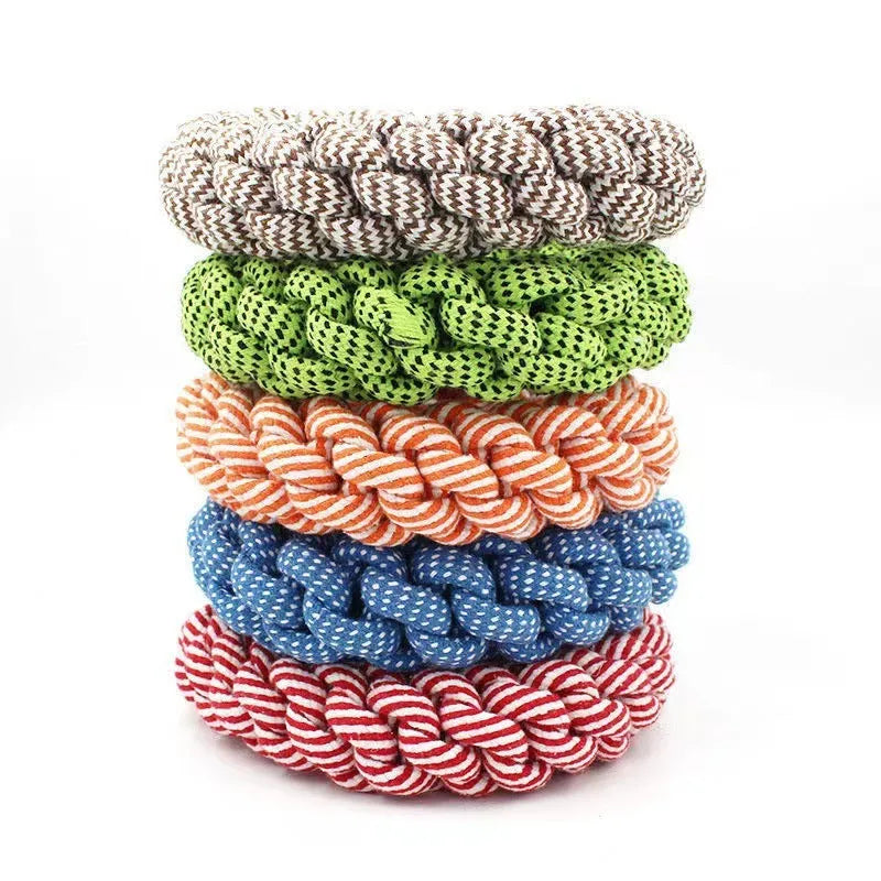 Cotton string molar braided ring knot toy for pets, 18cm diameter, random colour, on a white background