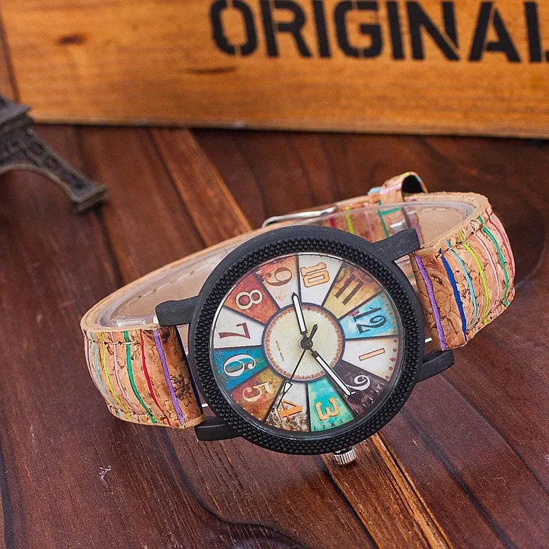 Women's vintage quartz wrist watch with 37mm round dial and leather strap