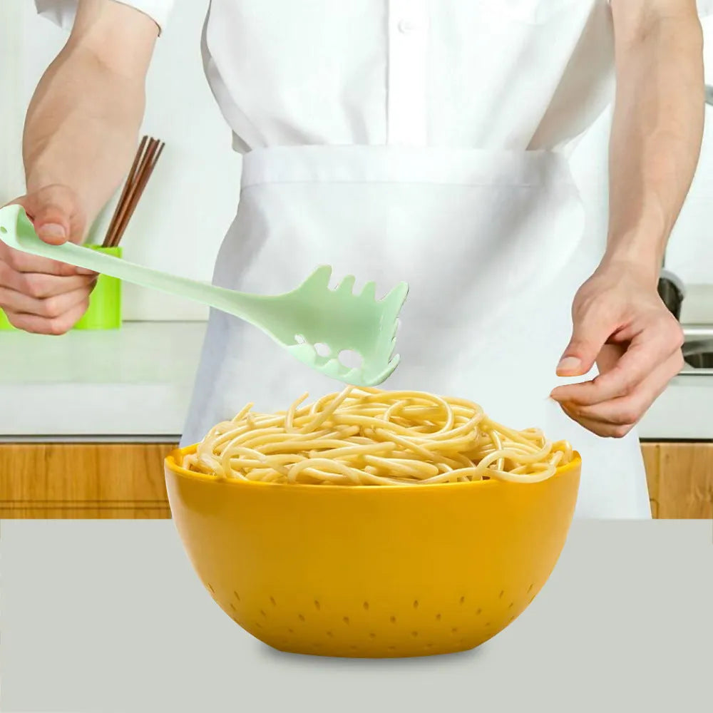 Plastic multifunction kitchen spoon set with spatula and spaghetti spoon in two sizes