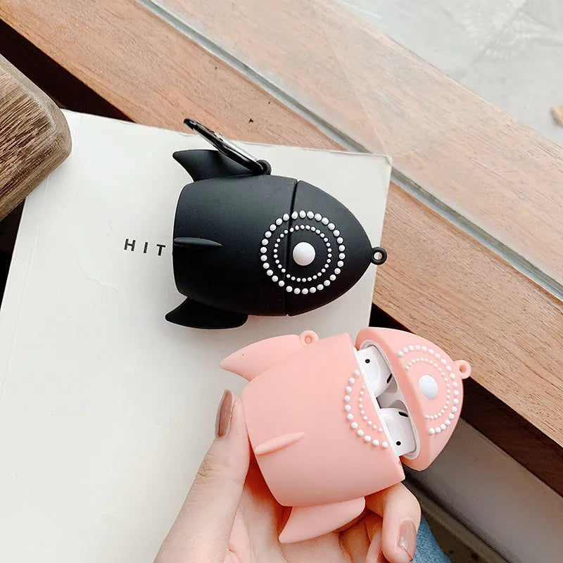 Silicone protective cover for AirPods 1 and 2 in black colour, plastic moulded design