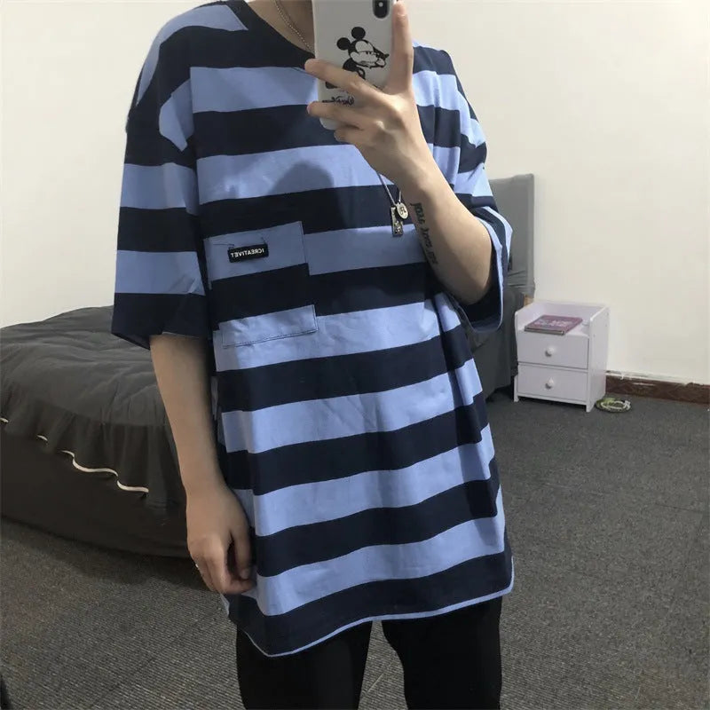 Striped short sleeve t-shirt in polyester fibre, available in blue and yellow, sizes L to XXL.