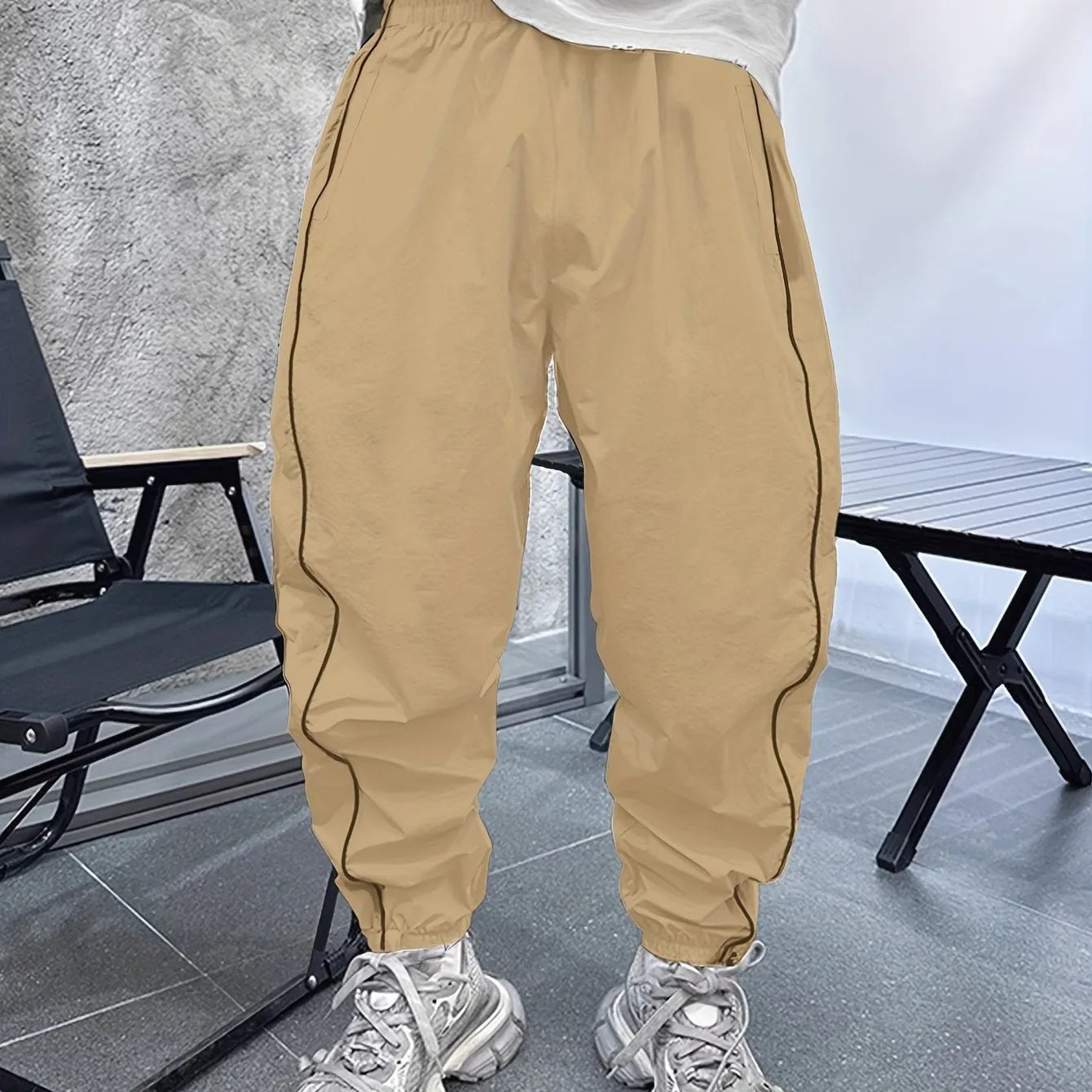 Men's loose-fit casual cropped trousers in bamboo fibre, shown in one of six colour options.