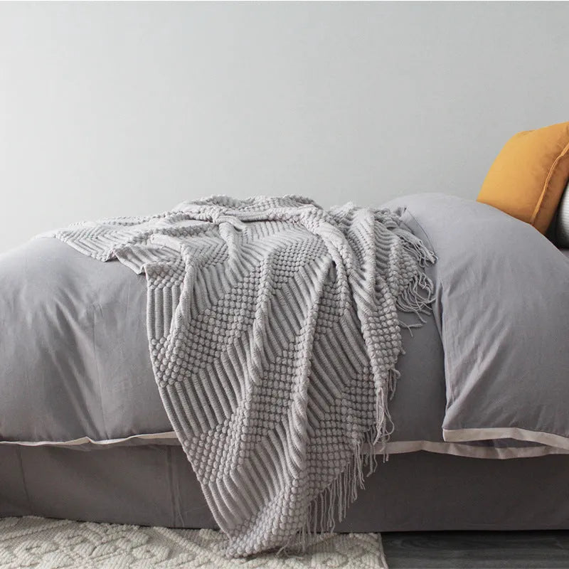 Small polyester fibre nap blanket 127x170cm in dark grey, khaki, or light grey