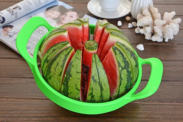 Green multi-function fruit slicer with stainless steel blade for cutting watermelon into 12 slices, 29cm diameter