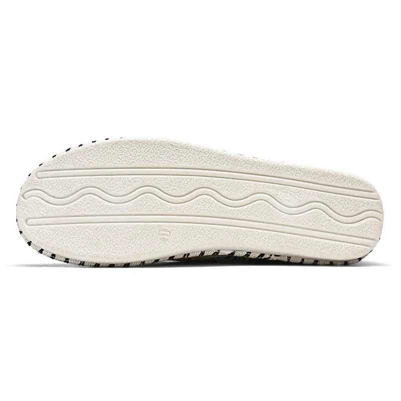 Men's breathable cloth casual shoes in beige with round toe and colour-matched design