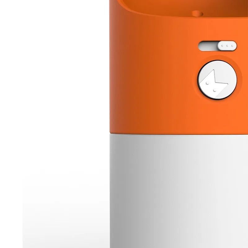 Moestar Rocket pet drinking cup in white gray with splash-proof water outlet and one-button lock