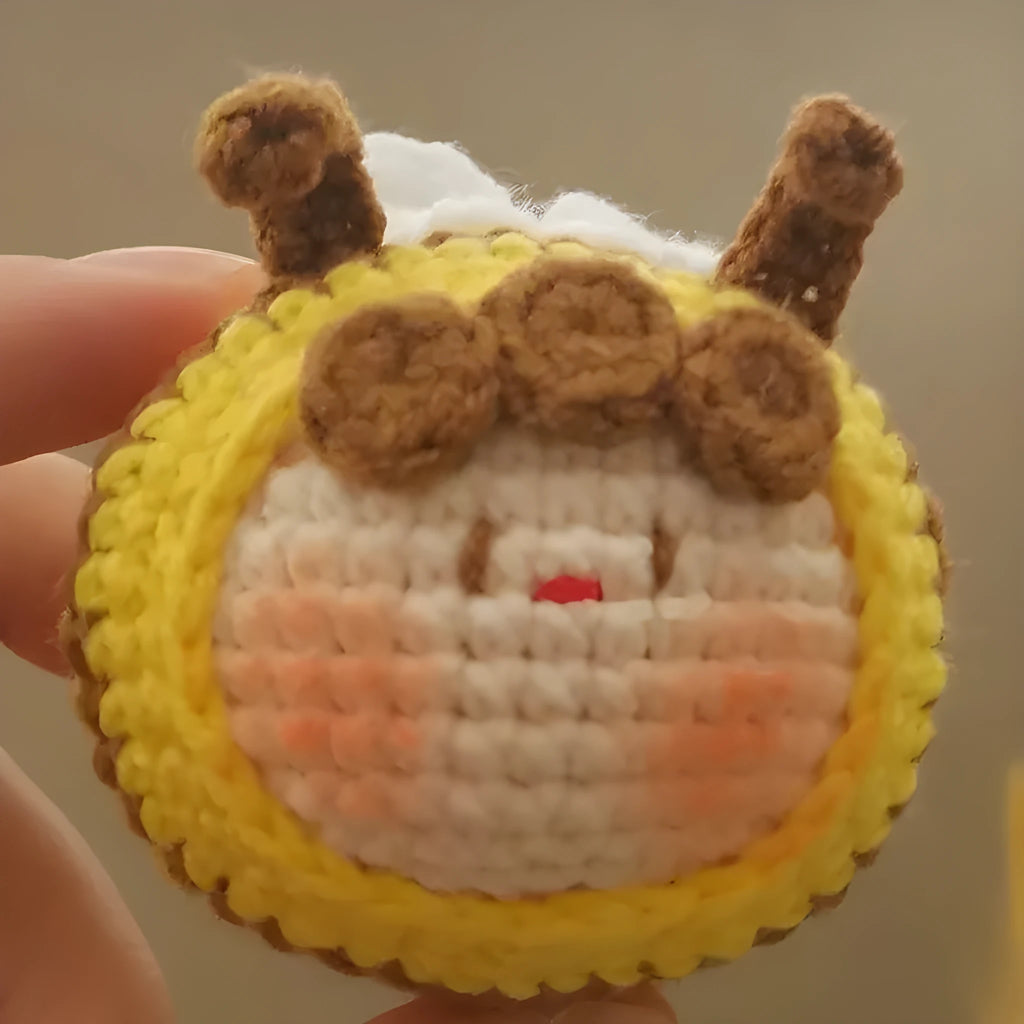 Handmade crocheted bee colonies plush pendant set for woolen dolls featuring two styles