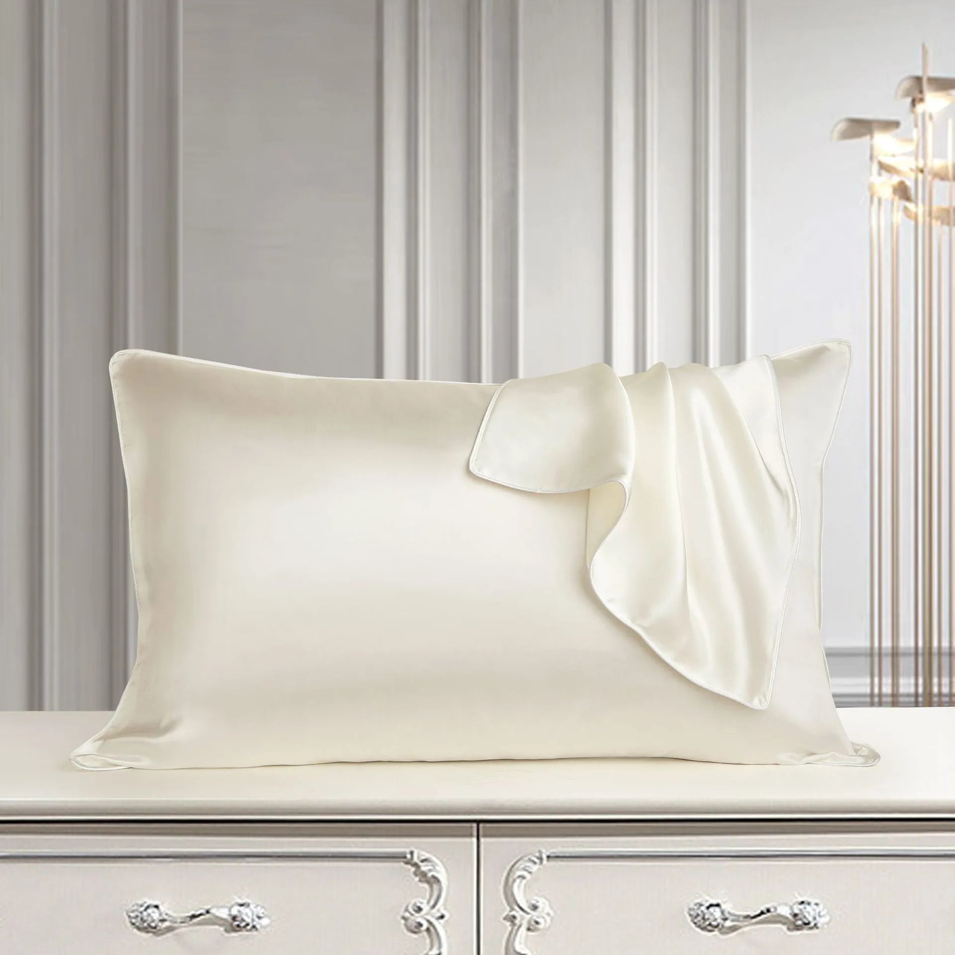 100% mulberry silk pillowcase 48x74cm palace luxury style with inlaid rope edge in champagne gold