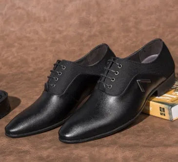 Men's black Oxford shoe with a low-cut PU upper and rubber sole, shown on a size chart.