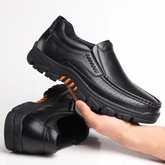 Men's black and brown cowhide leather slip-on business casual shoes with rubber sole