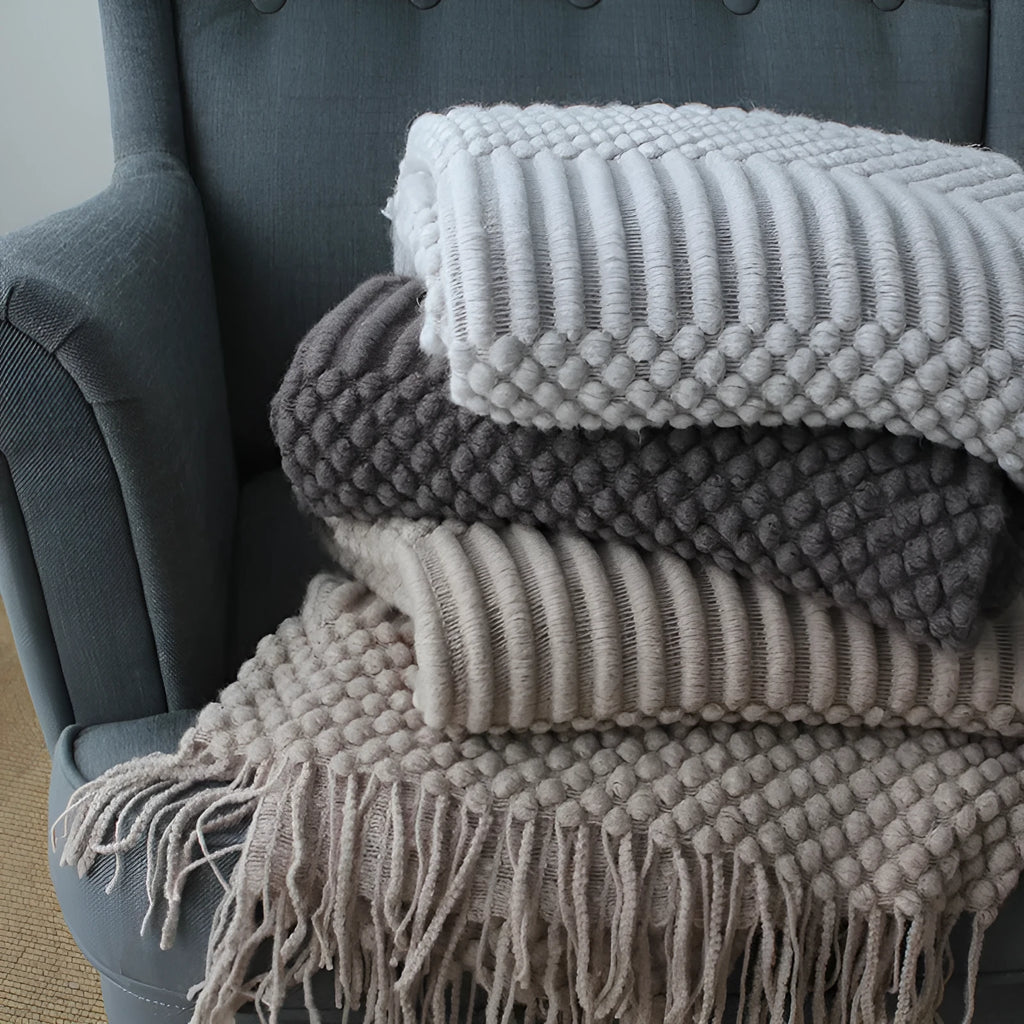 Small polyester fibre nap blanket 127x170cm in dark grey, khaki, or light grey