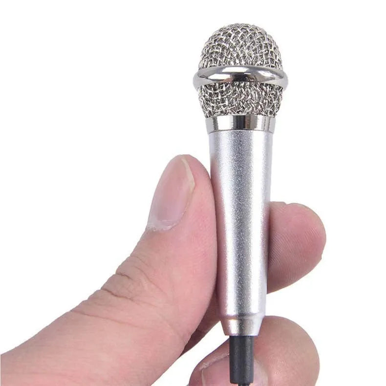 T3 wired condenser microphone with 3.5mm jack in metallic blue, gold, red, and silver colour options.