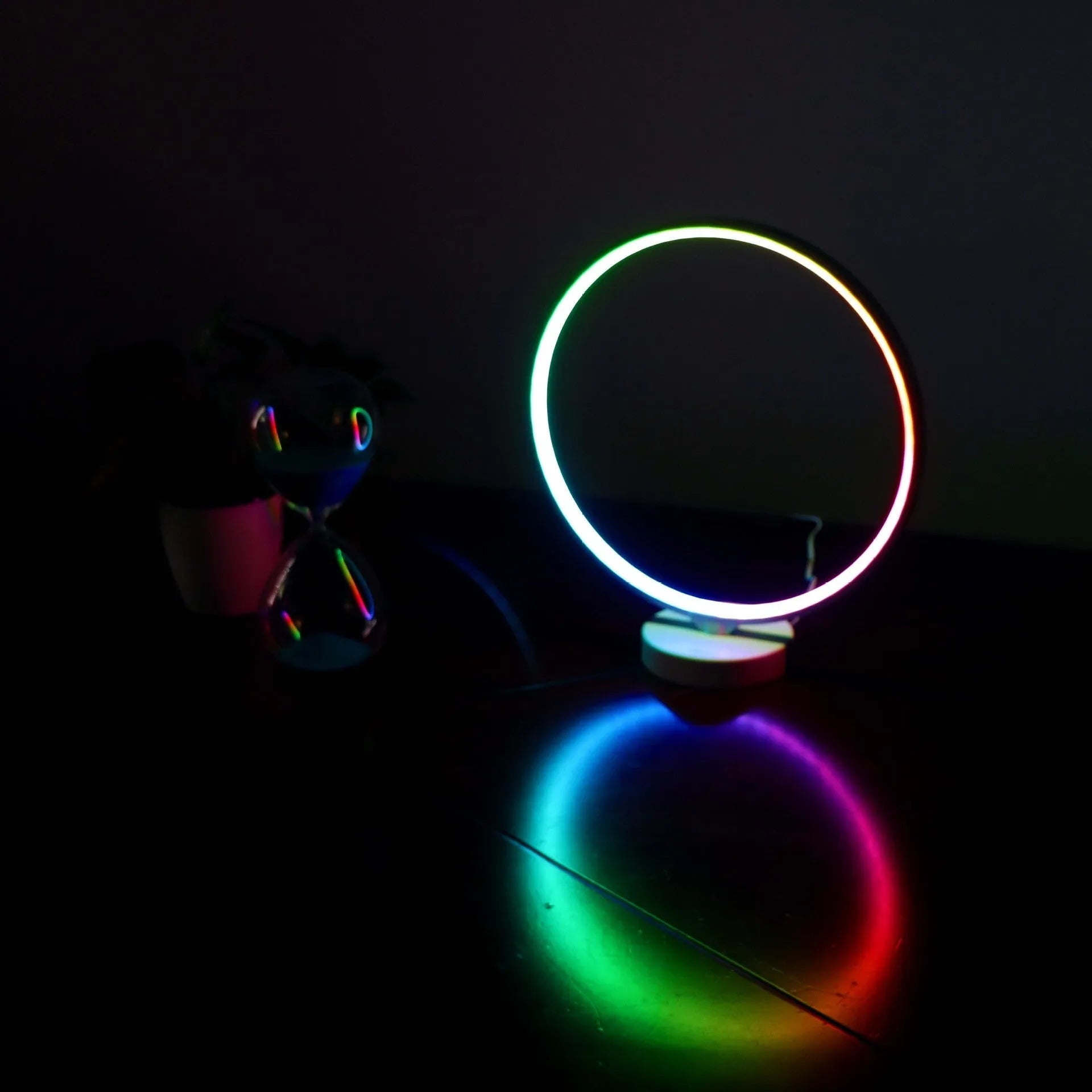 White Full Moon Lamp table lamp with remote control for adjustable mood lighting