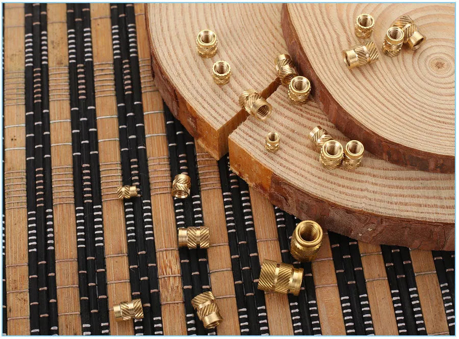 Brass hot melt copper nuts with M2 and M3 thread, outer diameters 3.8mm to 4.2mm, heights 3.0mm to 6.0mm