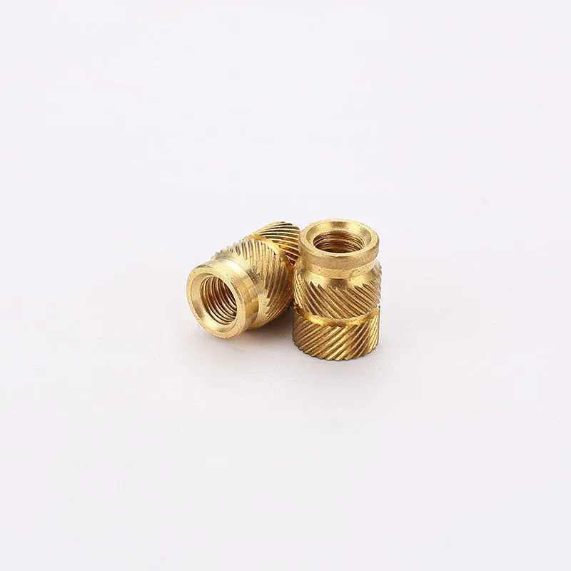 Brass hot melt copper nuts with M2 and M3 thread, outer diameters 3.8mm to 4.2mm, heights 3.0mm to 6.0mm