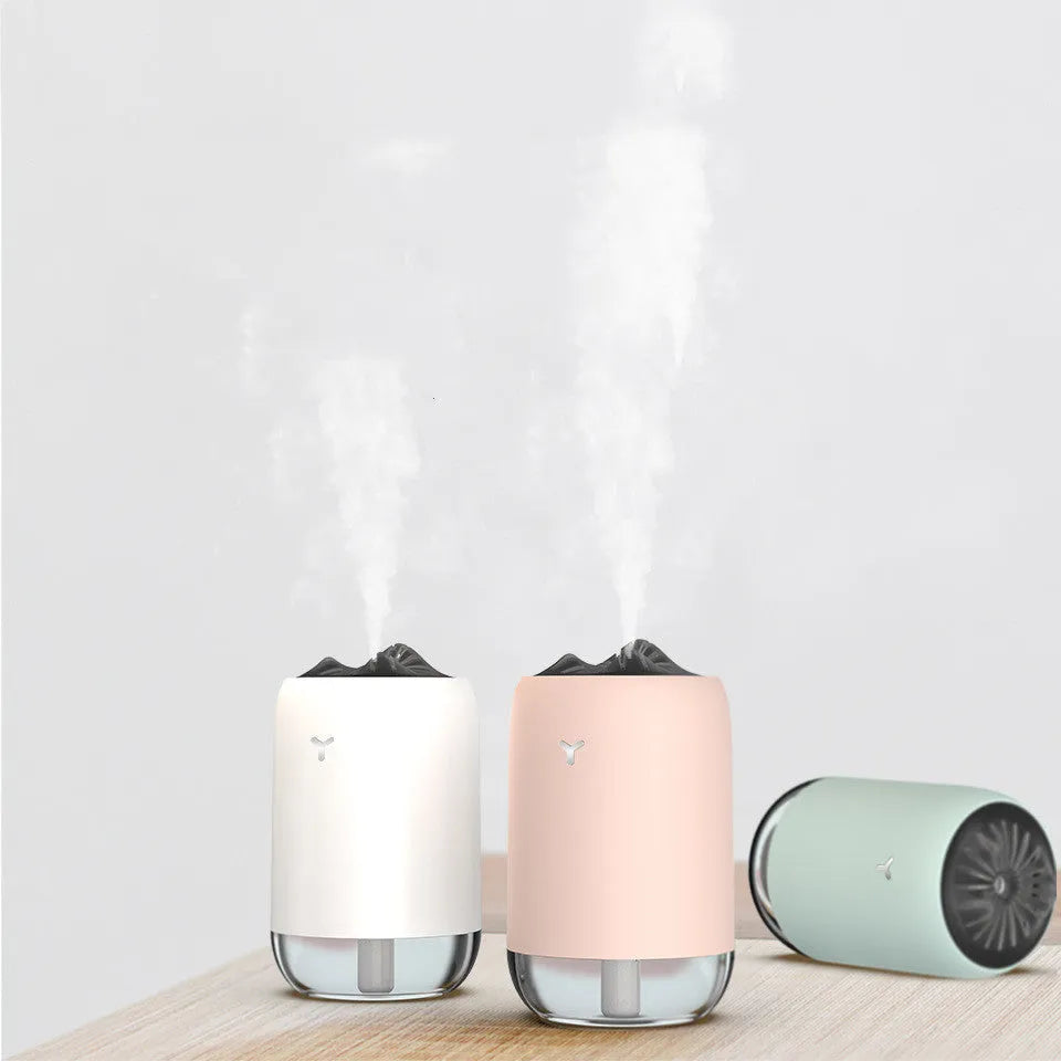 Magic Flame columnar humidifier in light blue colour with USB cable connection