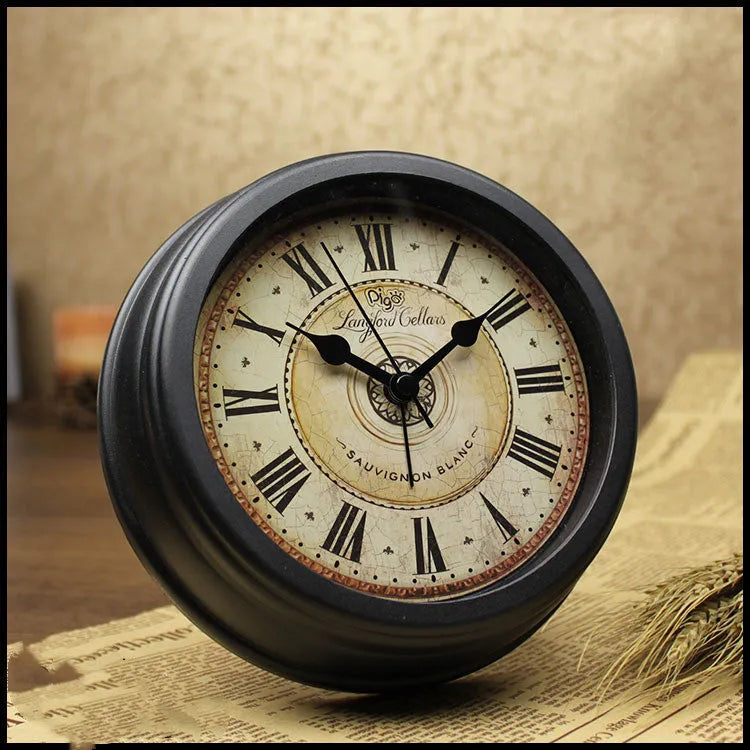 Round retro European desk alarm clock with 6-inch diameter and vintage colour finish
