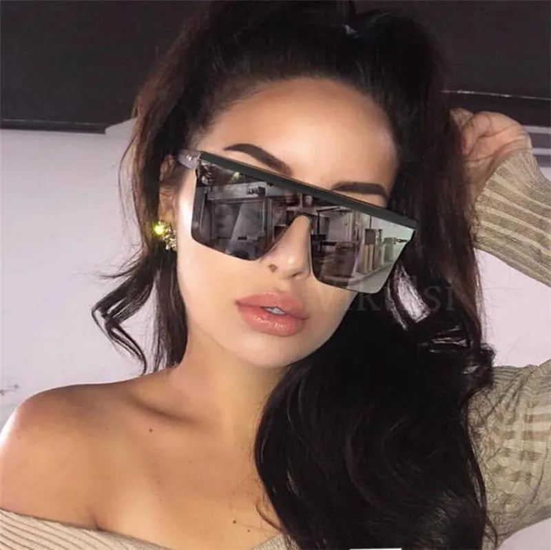 Retro rice nail sunglasses with PC frame and lens in Black frame white silver colour