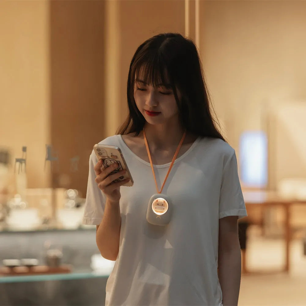 Portable hanging neck fan USB rechargeable mini fan with 3 speeds, 1200mAh battery, compact 82x63x48mm size, white-squirrel colour