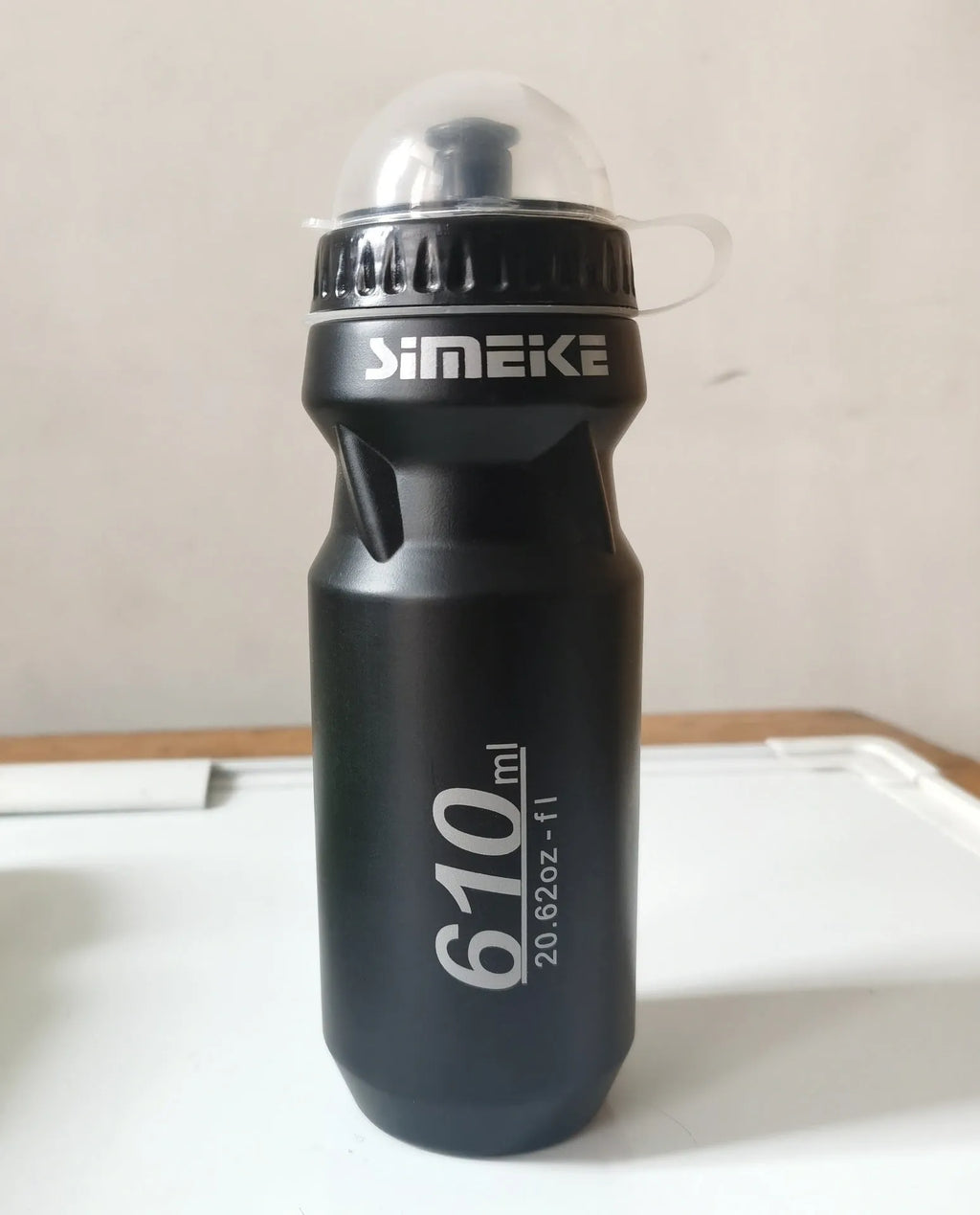 PC bicycle water bottle 610ml in black green and red colours for outdoor sports