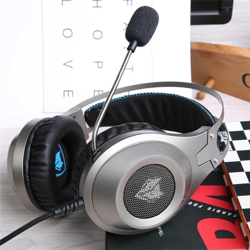 Black wired USB PC gaming headset with microphone and over-ear design for computer and notebook use