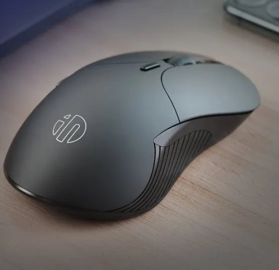 Wireless voice mouse in black with six buttons and compact 123mm body