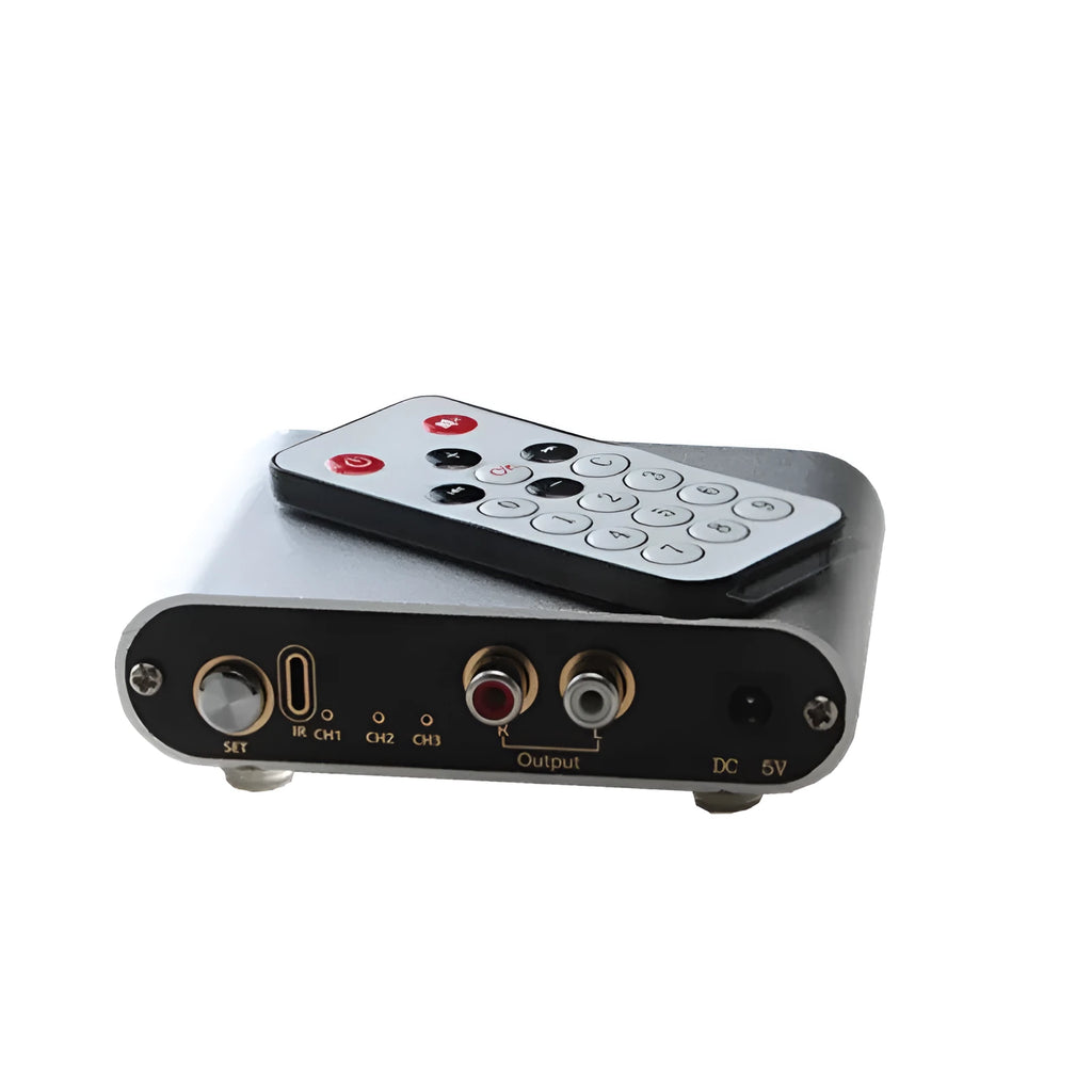 Silver audio source switch with infrared remote control, aluminium alloy shell, front panel buttons and indicator lights, US model