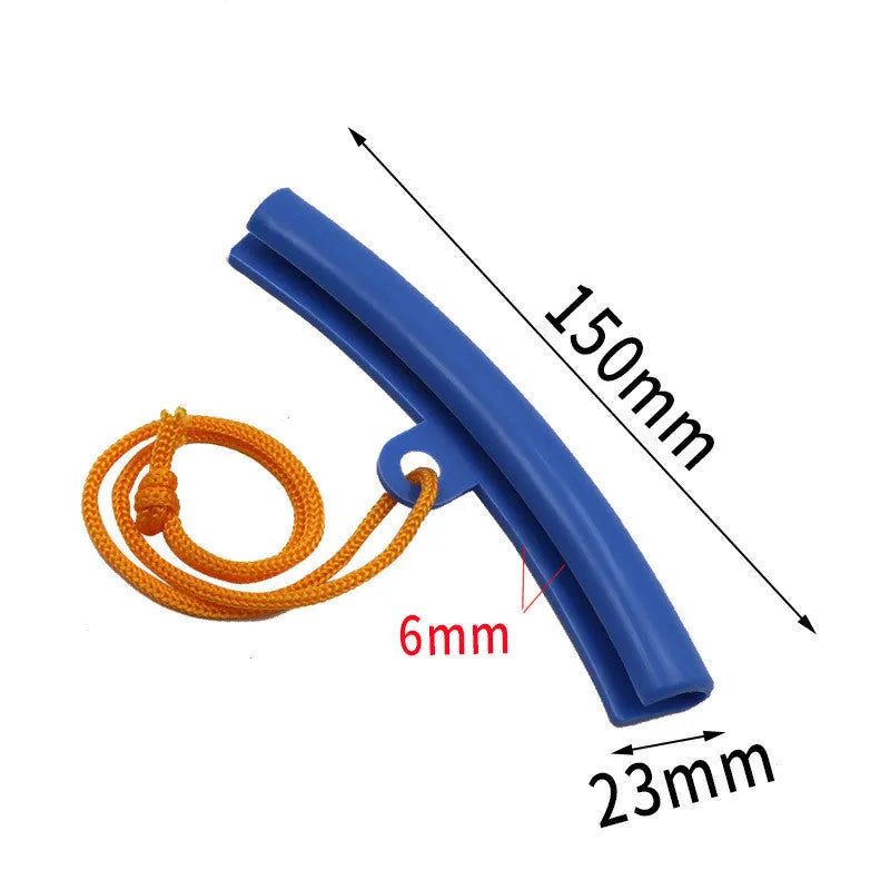 RIM wheel hub protective cover in polyurethane, 15cm diameter, blue colour, on a car wheel rim