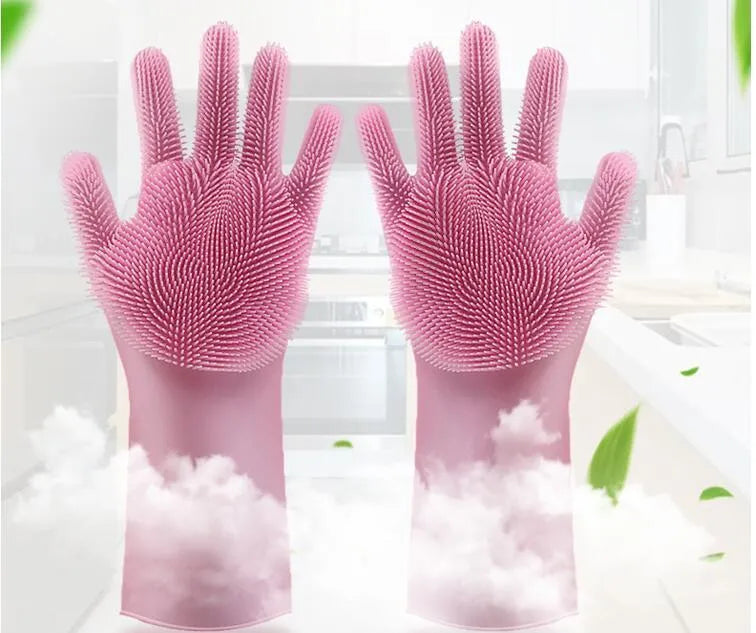 Silicone heat-resistant cleaning brush scrubbing gloves in blue, 357x165mm, on a kitchen counter