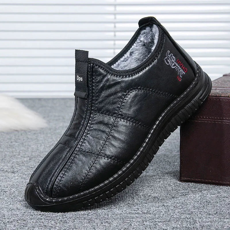 Winter men's padded non-slip cotton boots in brown with buckle fastening and platform sole