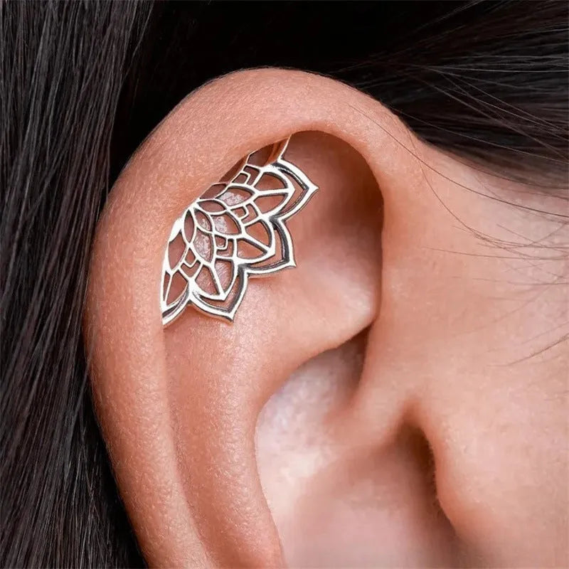 Geometric spider web mesh design stud earrings in electroplated gold and silver metal