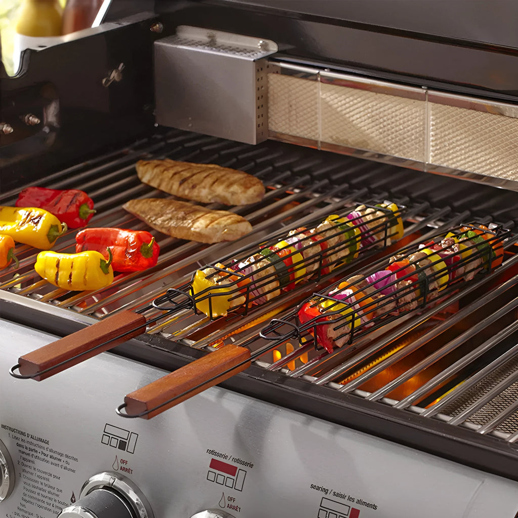Burlywood 45cm barbecue basket with rotary lid and long wood handle on grill