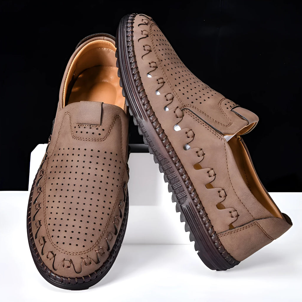 Men's brown slip-on casual shoes with round toe and low-top PU upper.