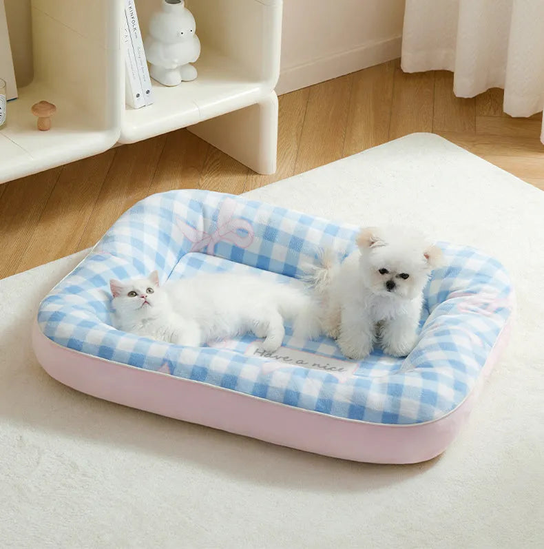 Small dog bed cushion in blue with PP cotton filling, size S (40cm x 50cm), for kennel use