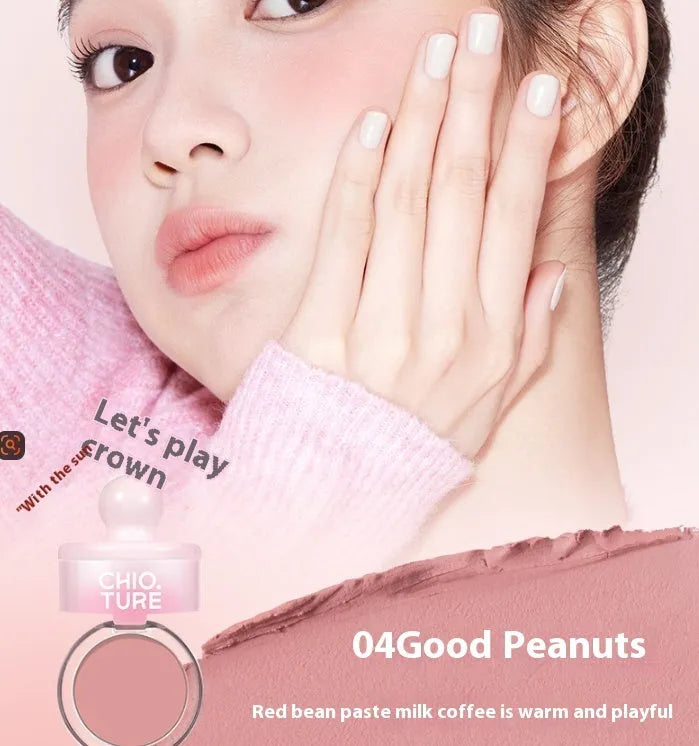 Blush mud swelling contractive colour shimmer powder compact in one of four nude shades.