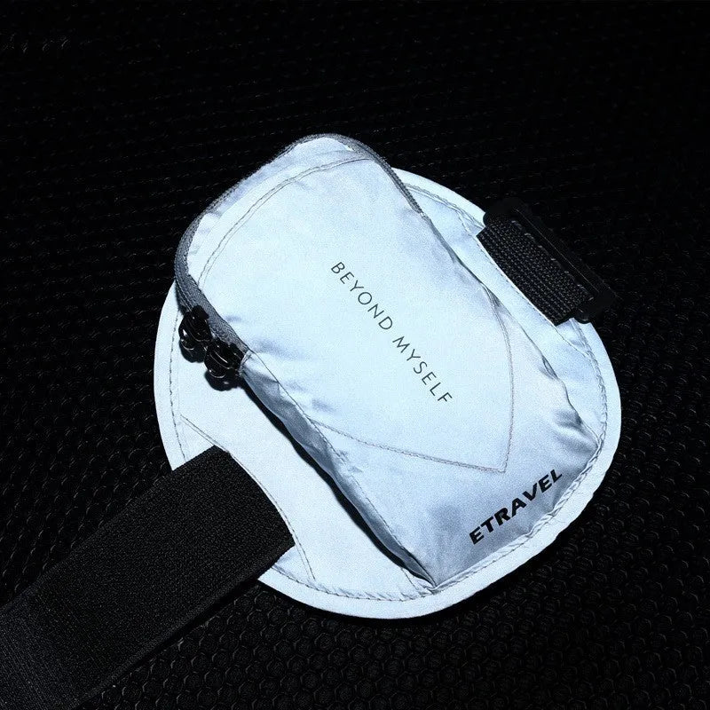 Reflective running arm bag with 7-inch capacity for outdoor sports