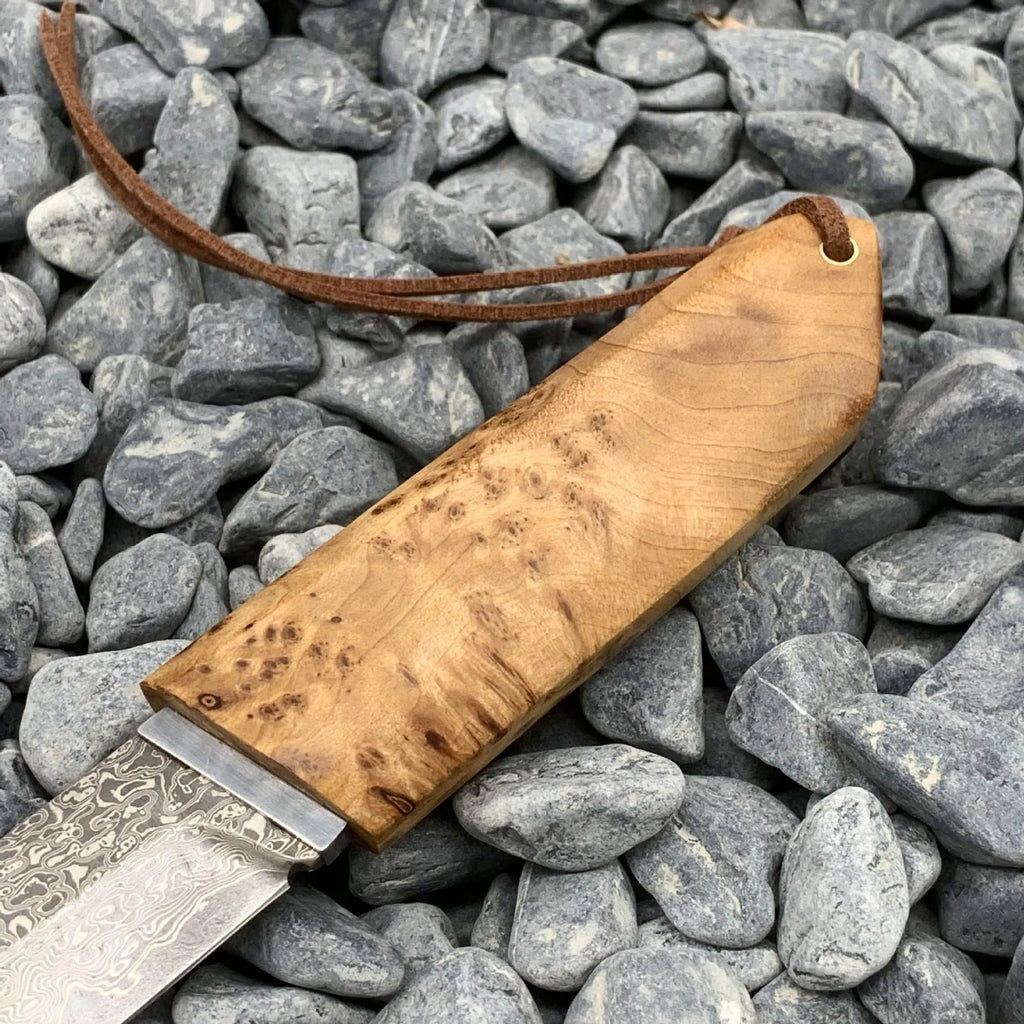 Outdoor camping forged Damascus pattern steel short knife with VG10 blade and Thuja wood handle, 18cm full length