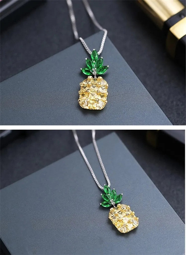 Women's geometric silver-plated necklace with pineapple and diamond motifs in Korean fashion style