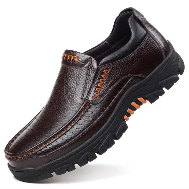 Men's black and brown cowhide leather slip-on business casual shoes with rubber sole