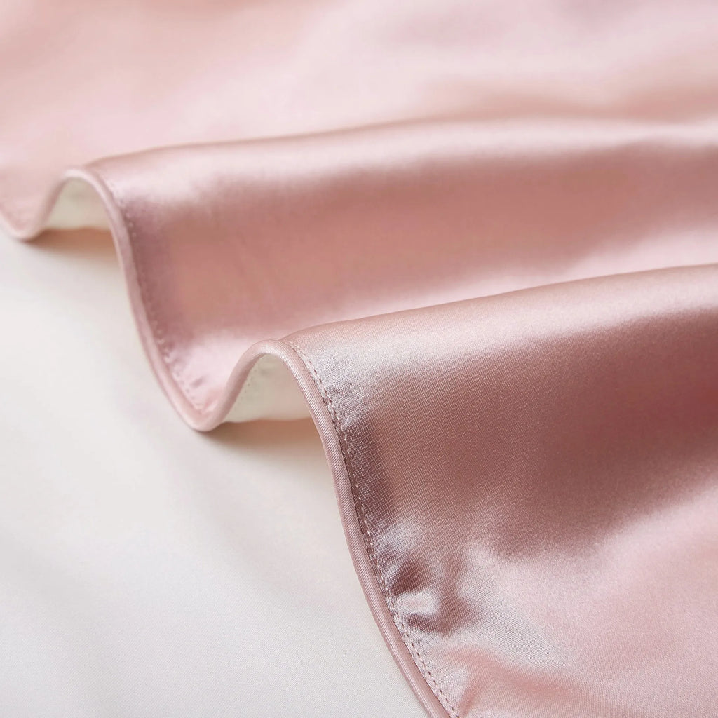 100% mulberry silk pillowcase 48x74cm palace luxury style with inlaid rope edge in champagne gold