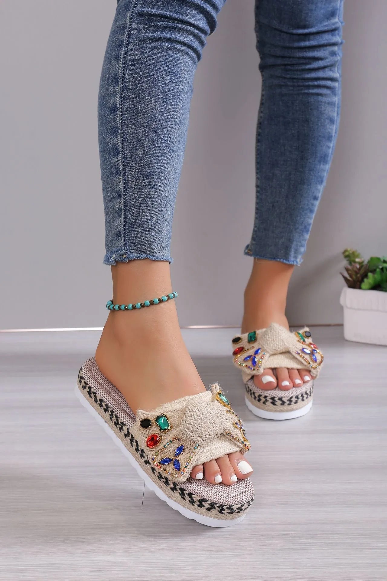 Beige women's platform sandals with bow detail and round cloth upper toe